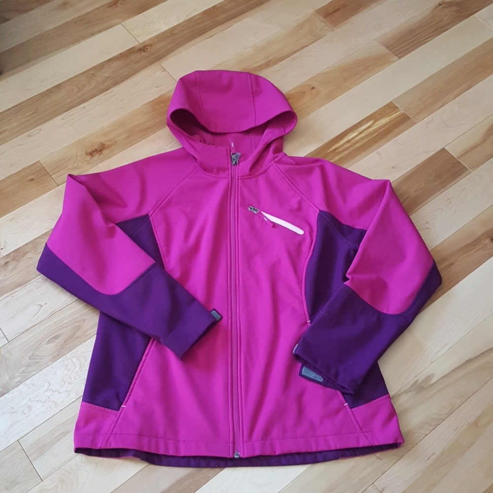 Free Tech soft shell jacket